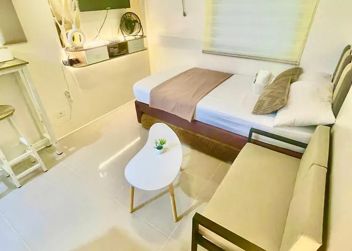 Sky Condotel Staycation Hostel Manila